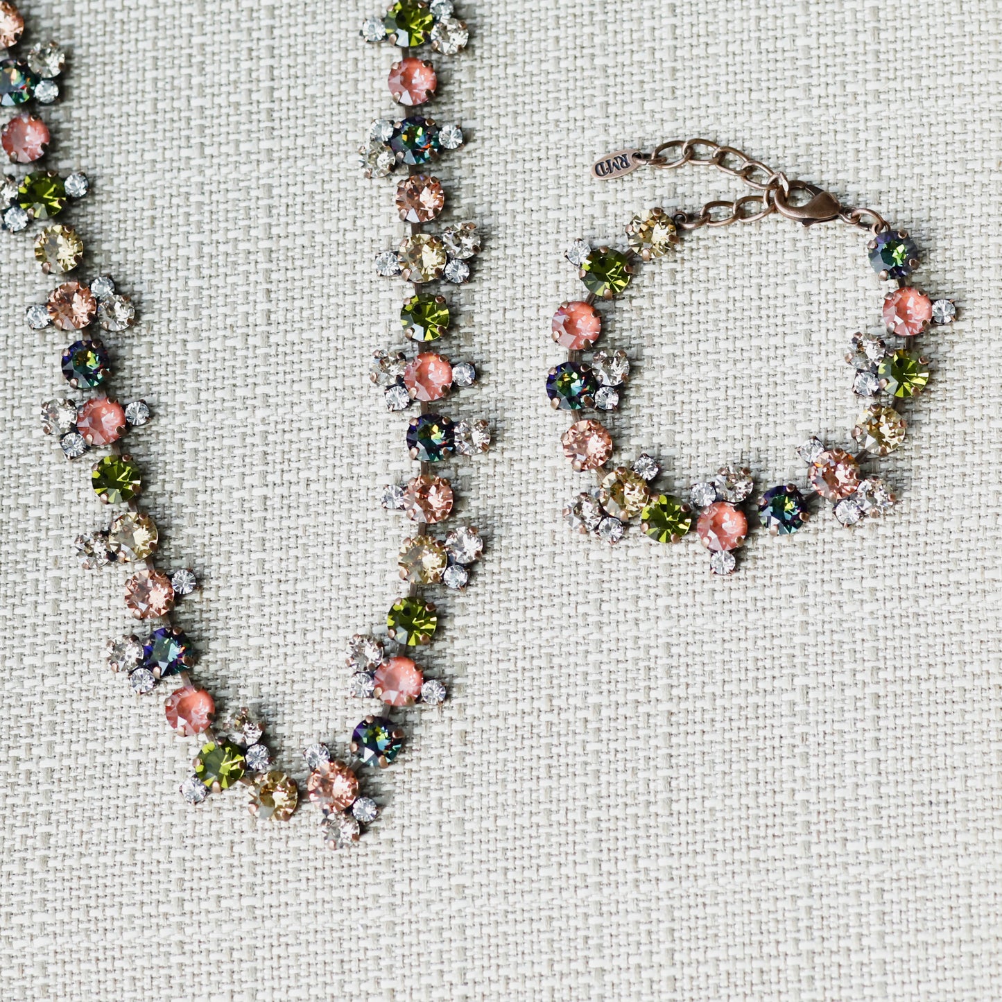 ASHLEY NECKLACE FALL 2023
