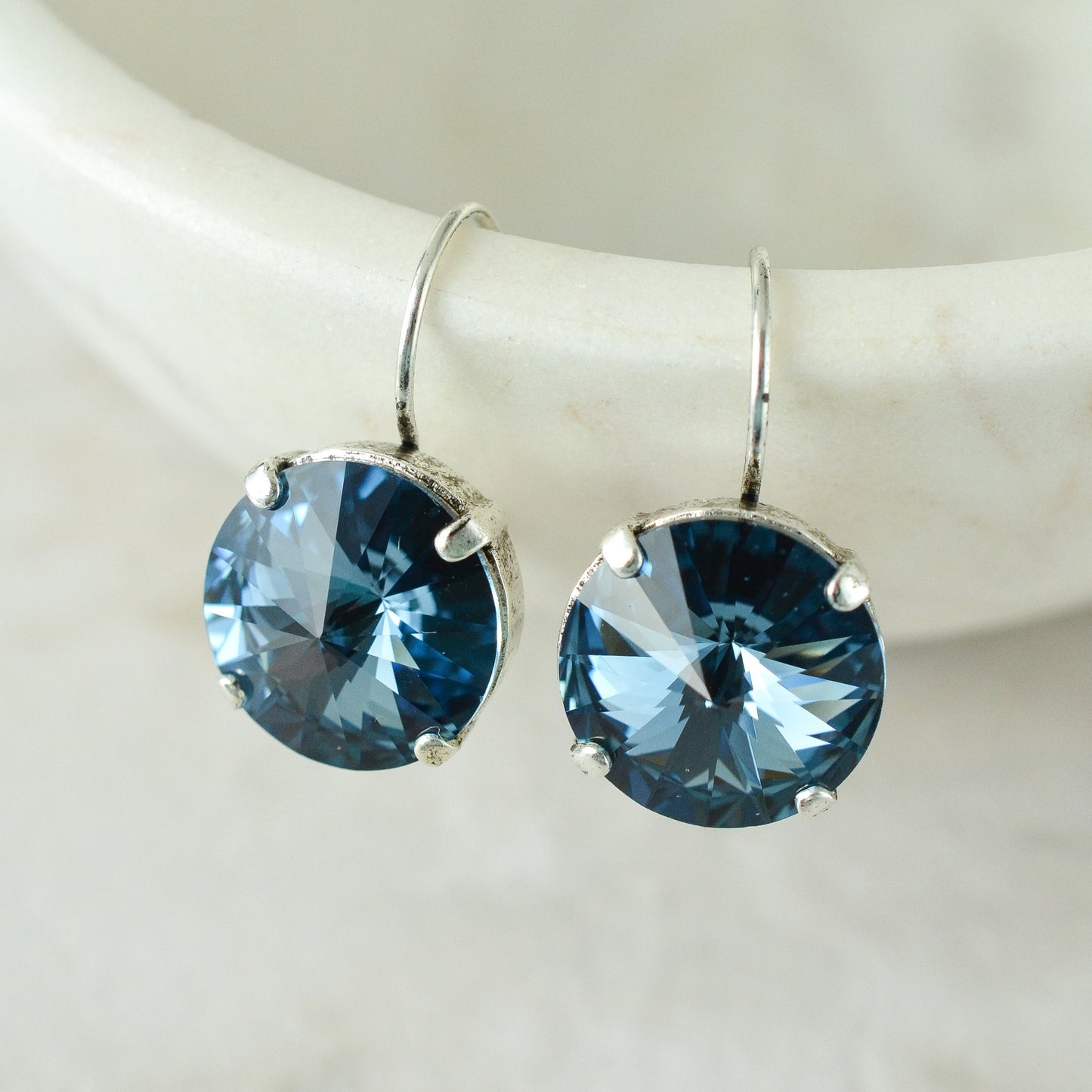BEV EARRING