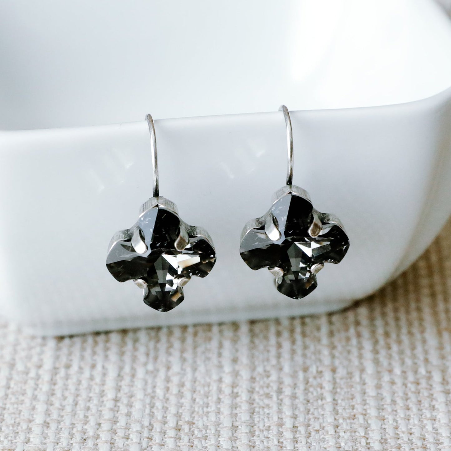 CANTERBURY EARRING