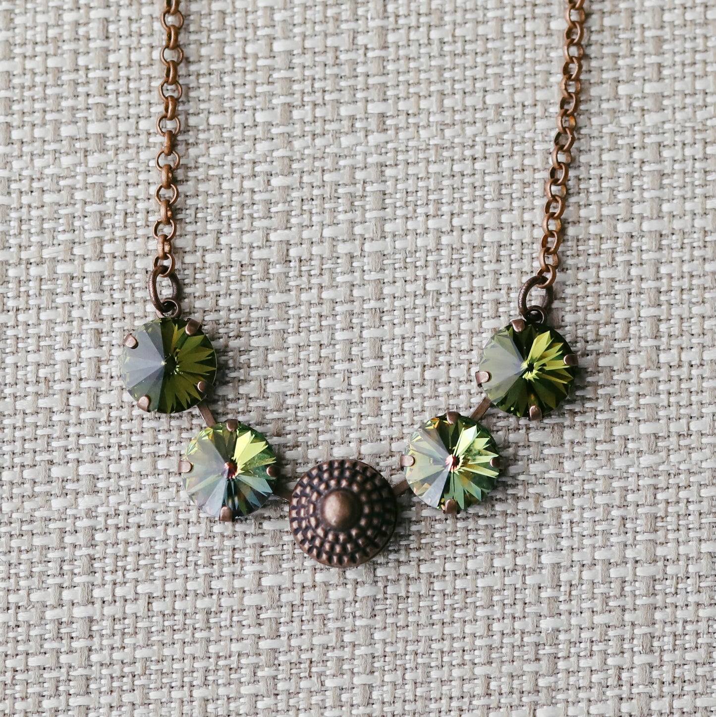 HAYDEN NECKLACE FALL 2023