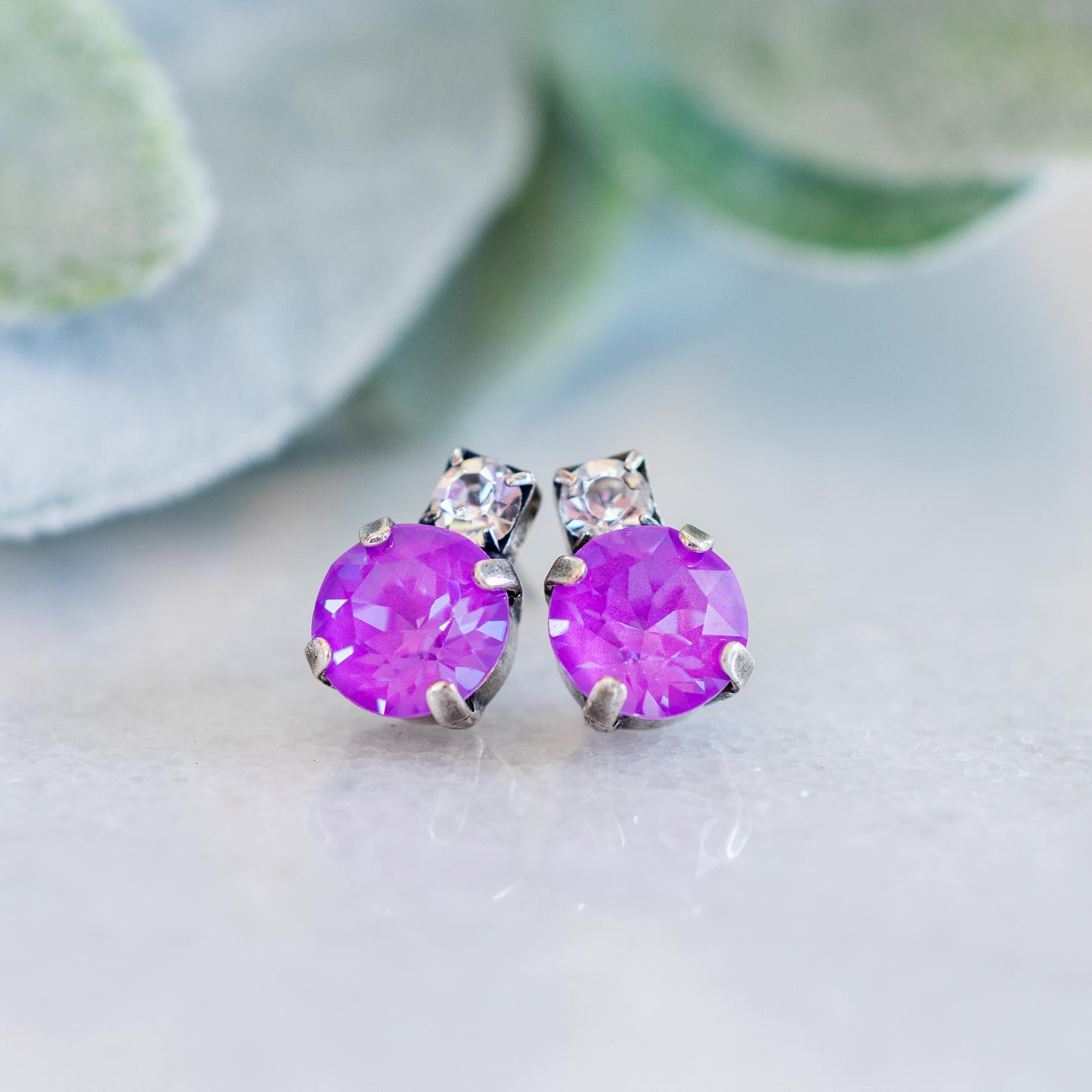 JACKIE POST EARRING