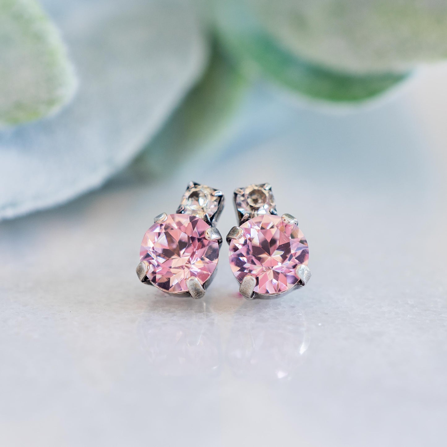 JACKIE POST EARRING