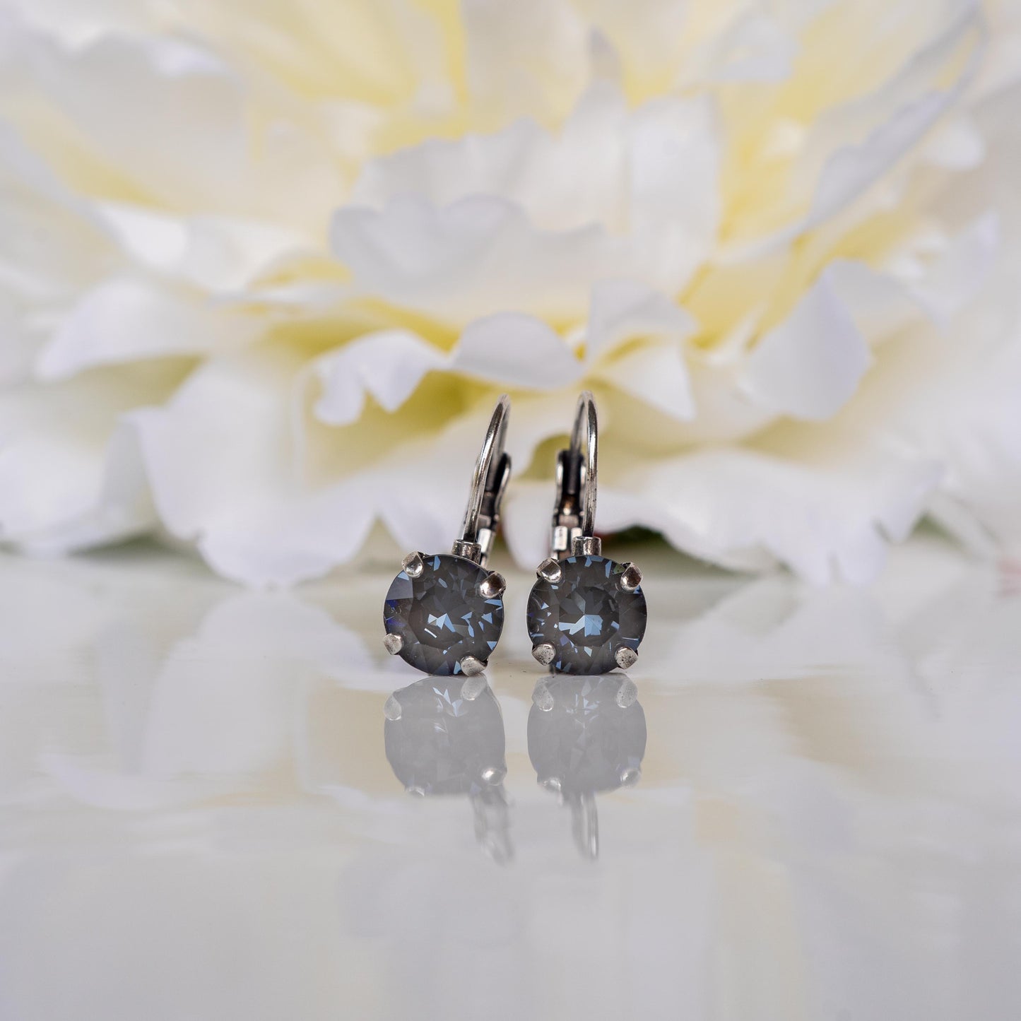 JESS EARRING