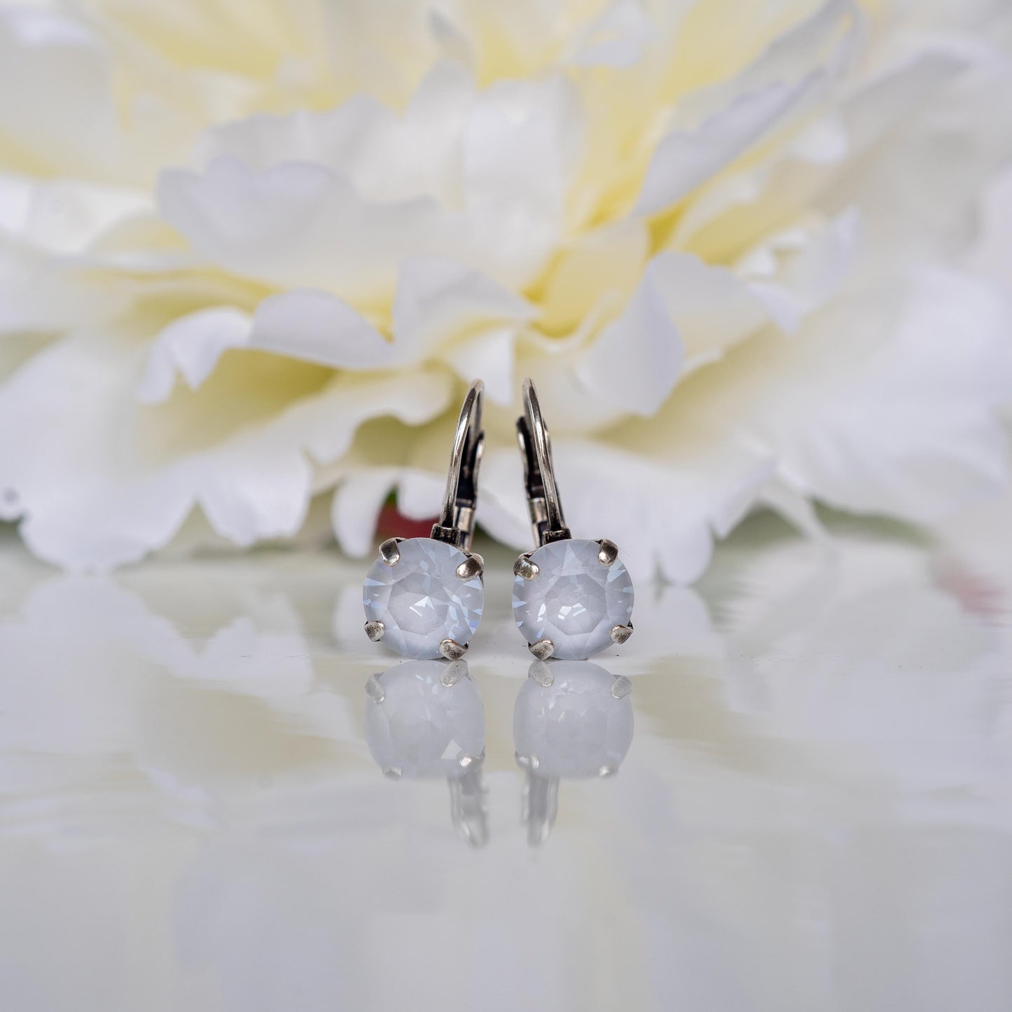 JESS EARRING
