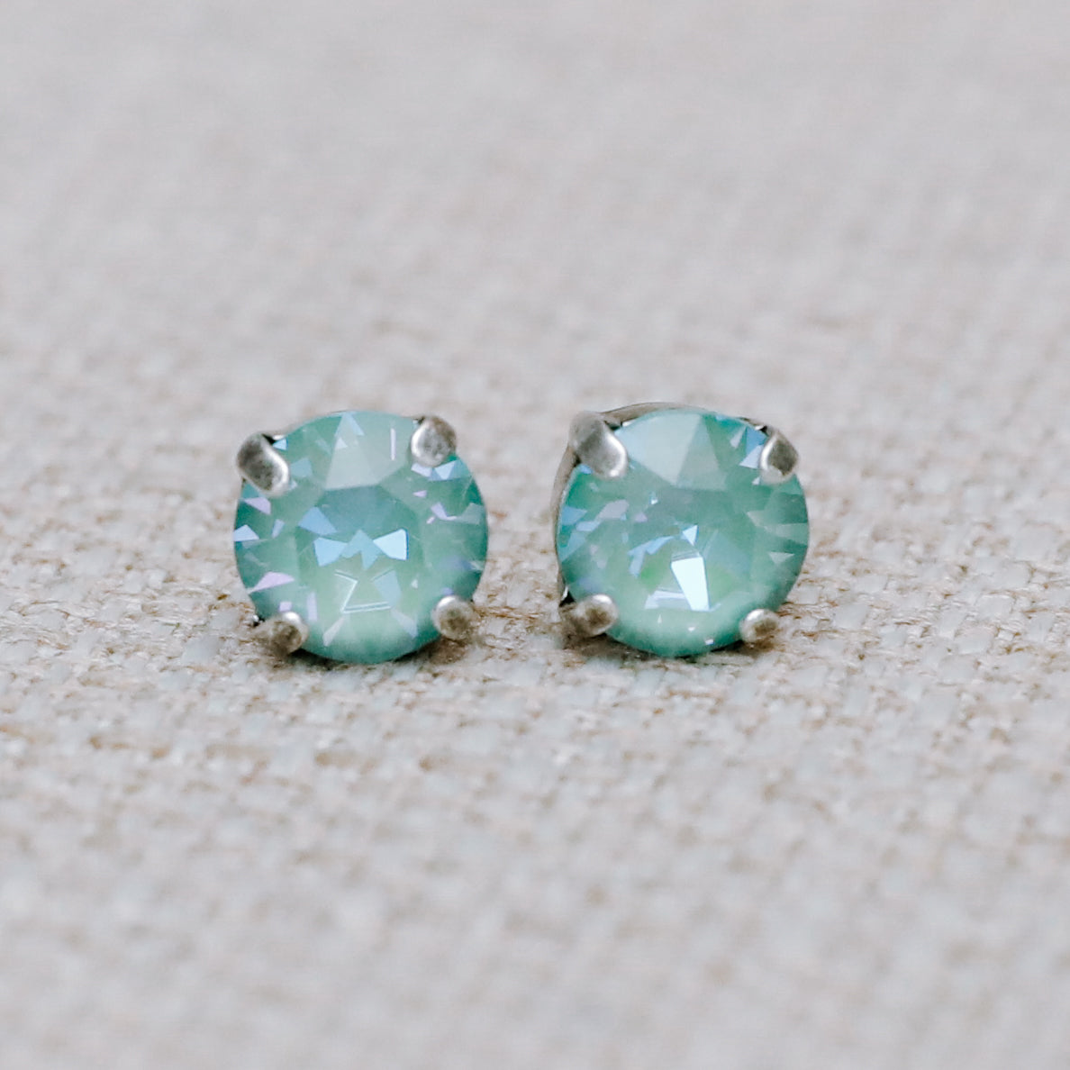 JANE POST EARRING SPRING/SUMMER 2024