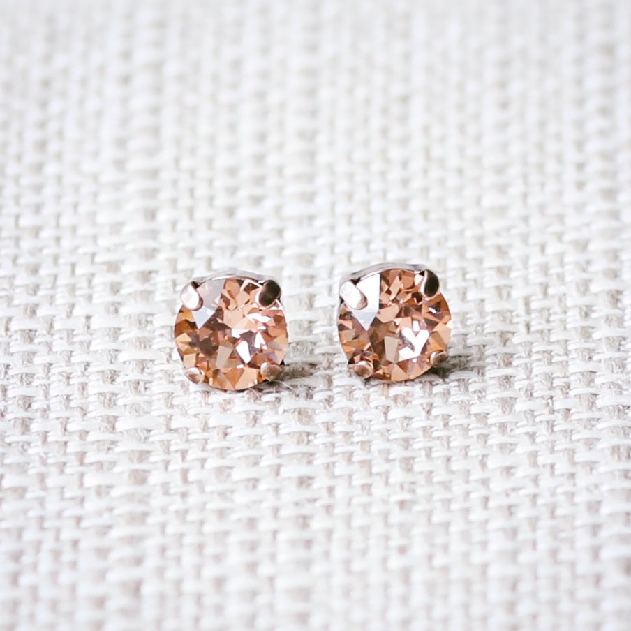 JEN POST EARRING FALL 2023