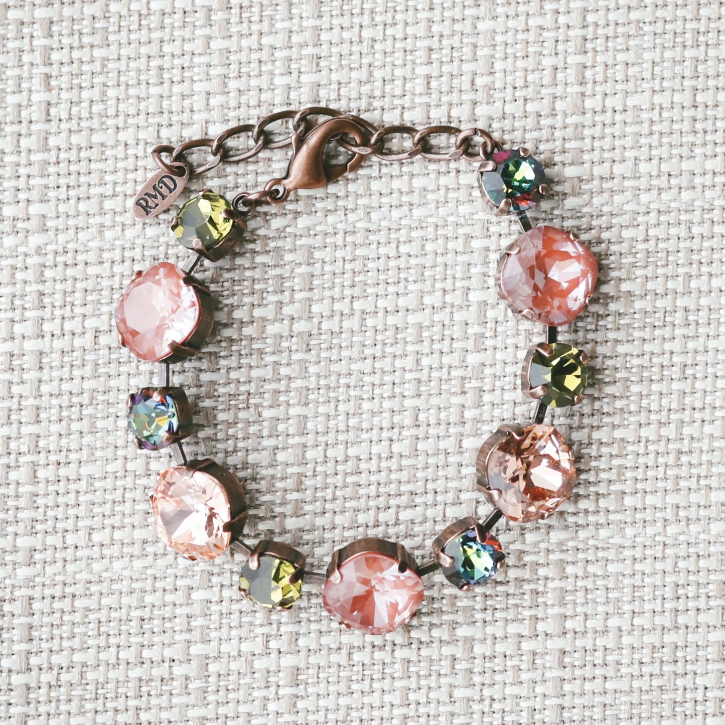 LAURA BRACELET FALL 2023
