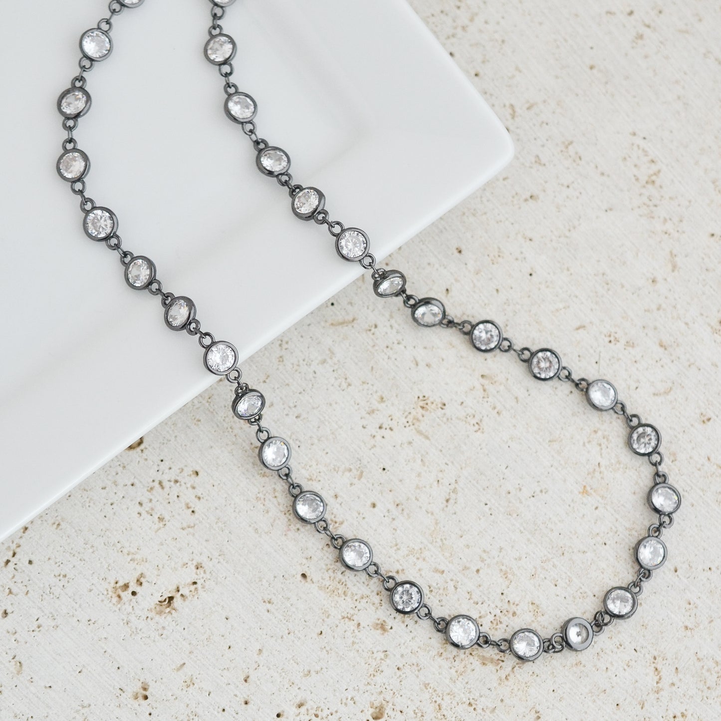 MENDOZA MINI NECKLACE