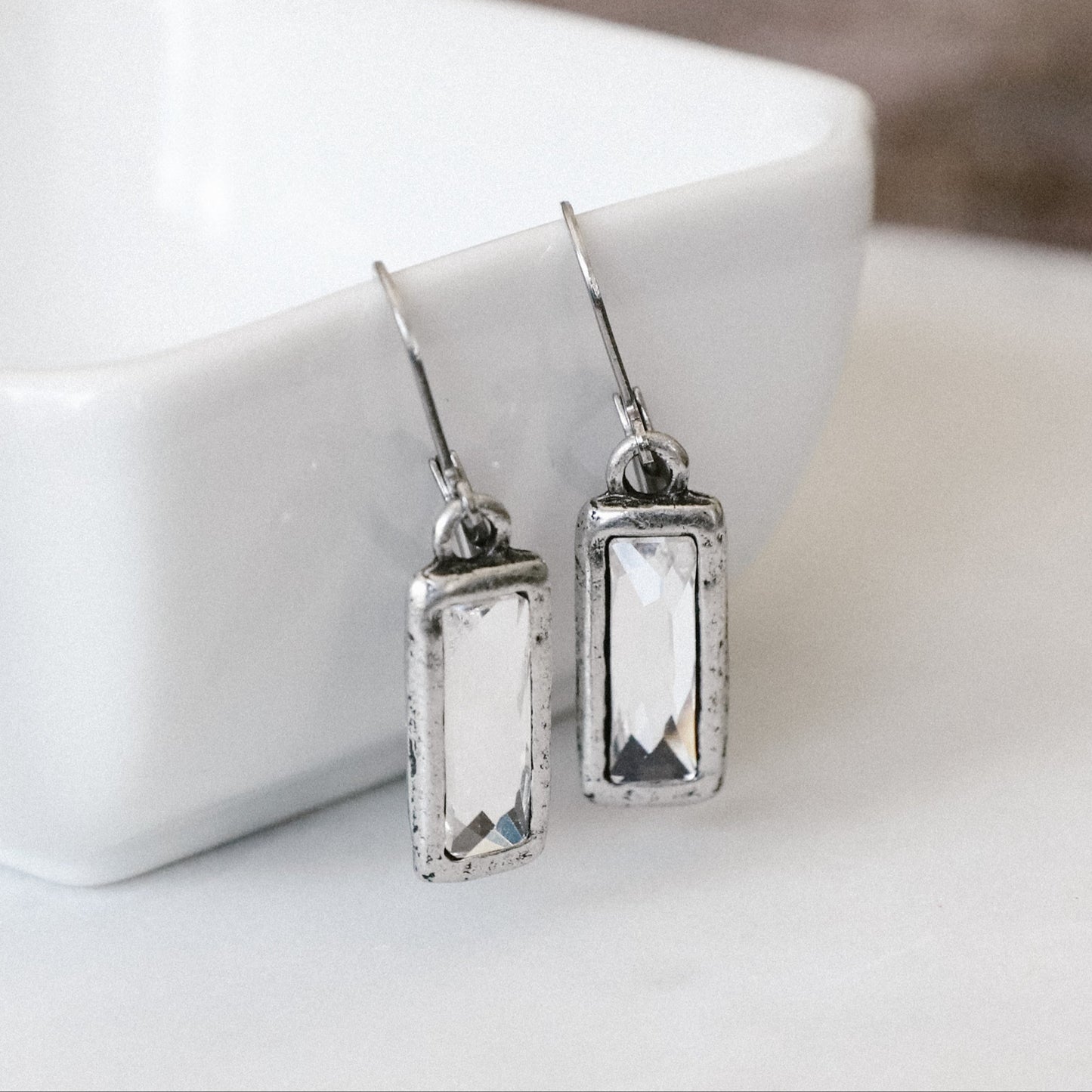 NICOLE EARRING