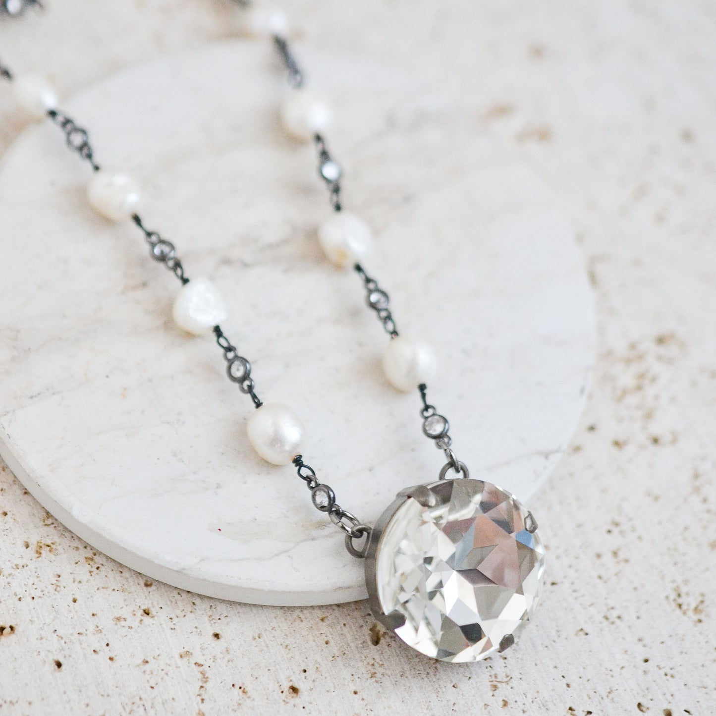 OAK PARK NECKLACE FALL 2024