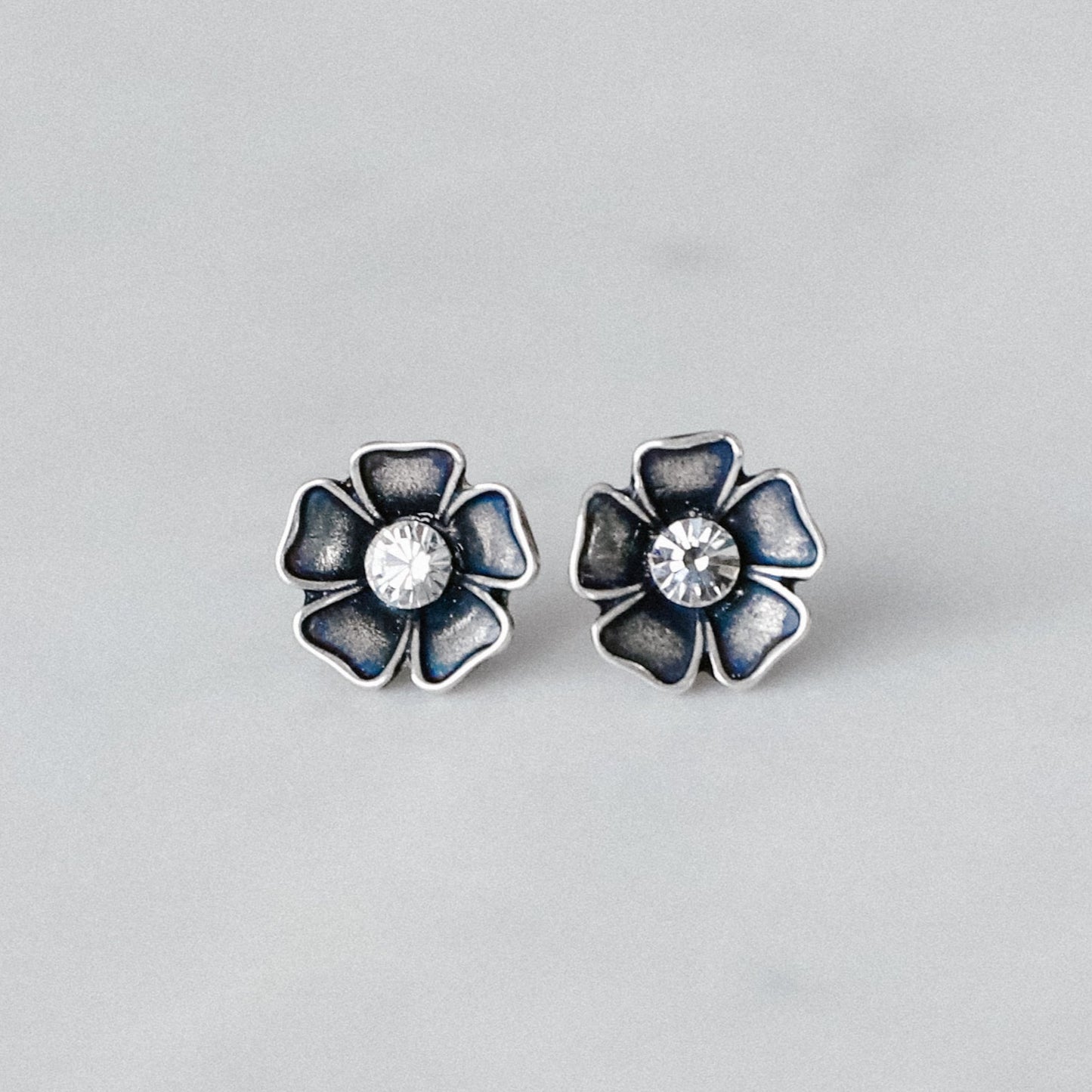 POPPY EARRING