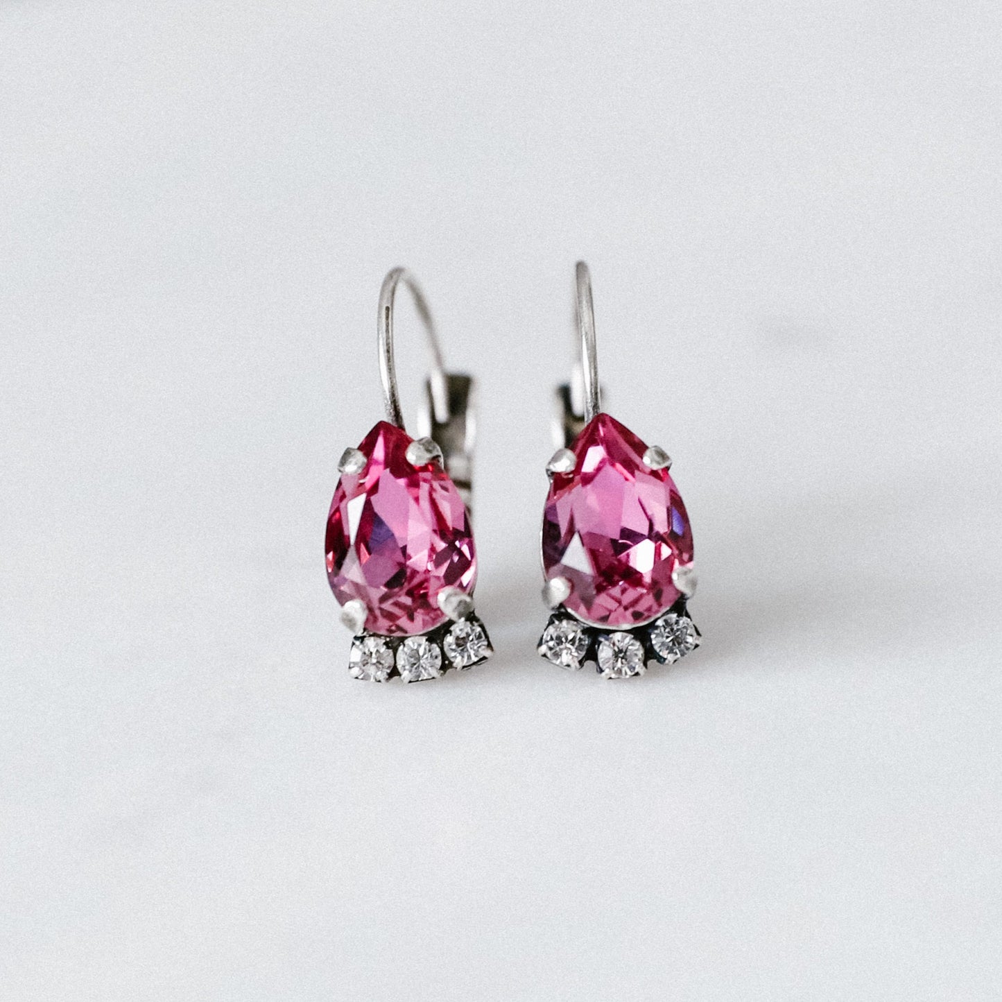 PRIYA PEAR SHAPE DROP EARRING WITH CRYSTAL ACCENT