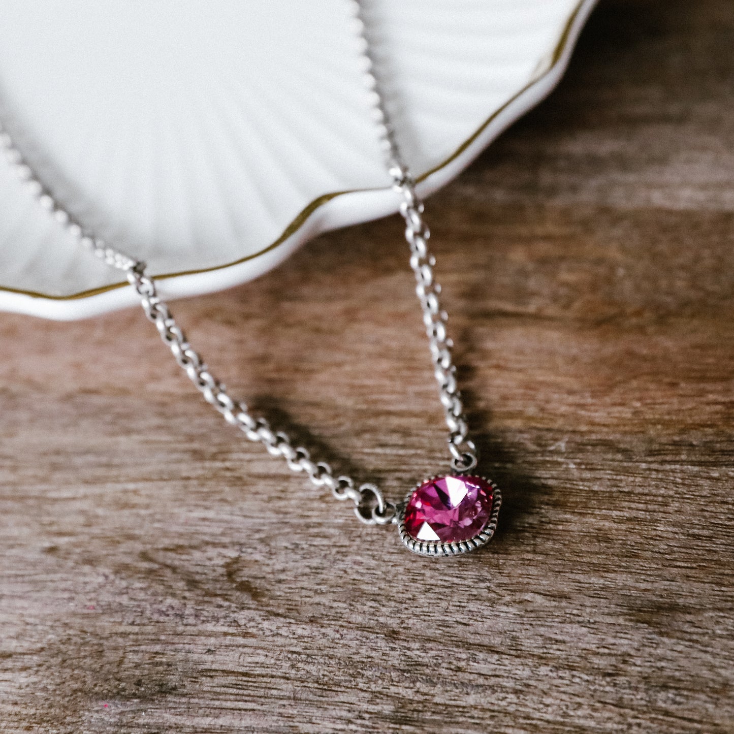 RAVEN NECKLACE SPRING/SUMMER 2025