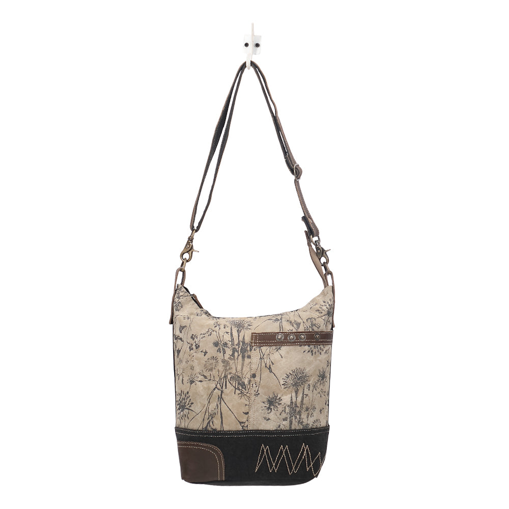 MYRA SOLIDASTER SHOULDER BAG