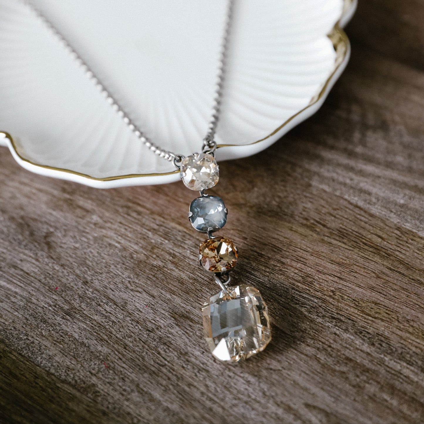 SHERIDAN NECKLACE