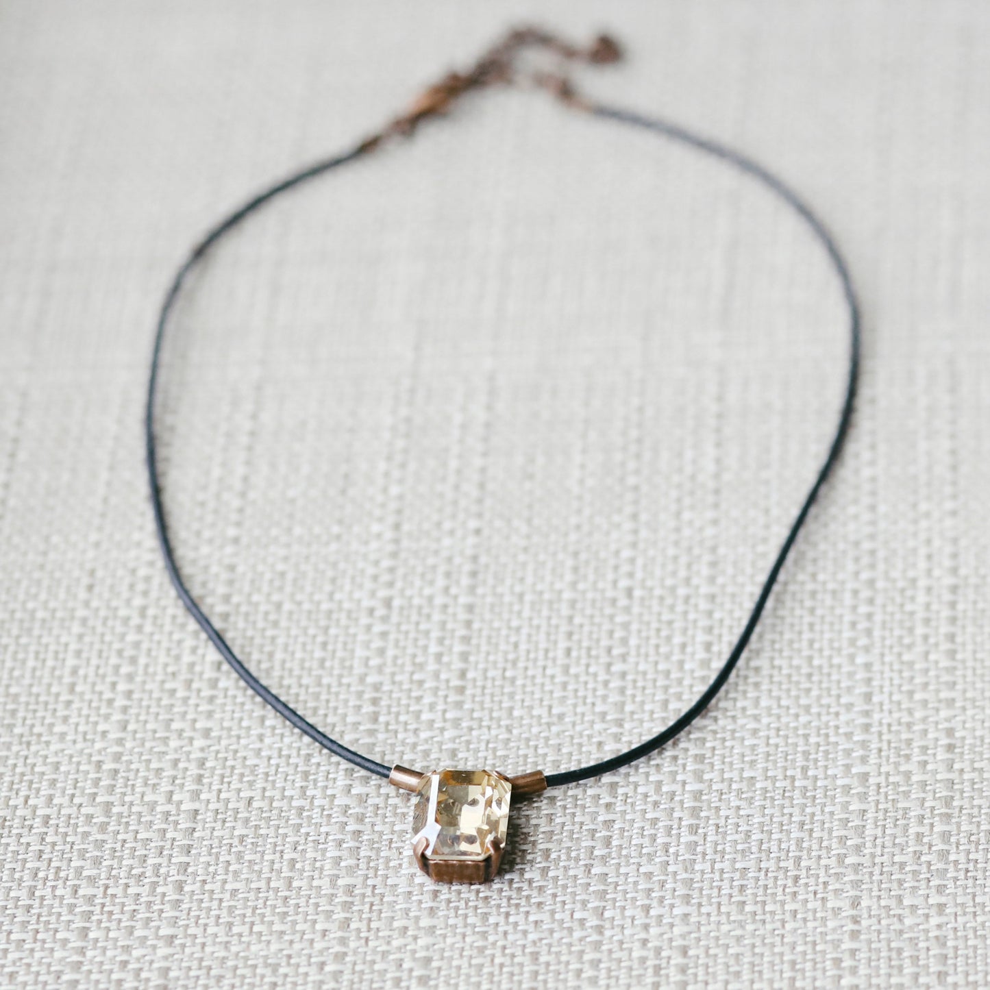 TIA NECKLACE FALL 2023