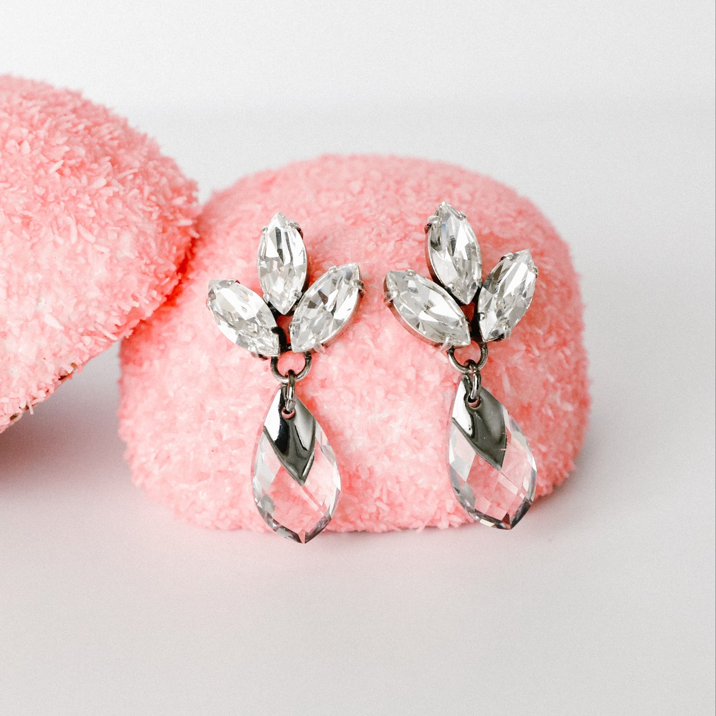 TRULA EARRING