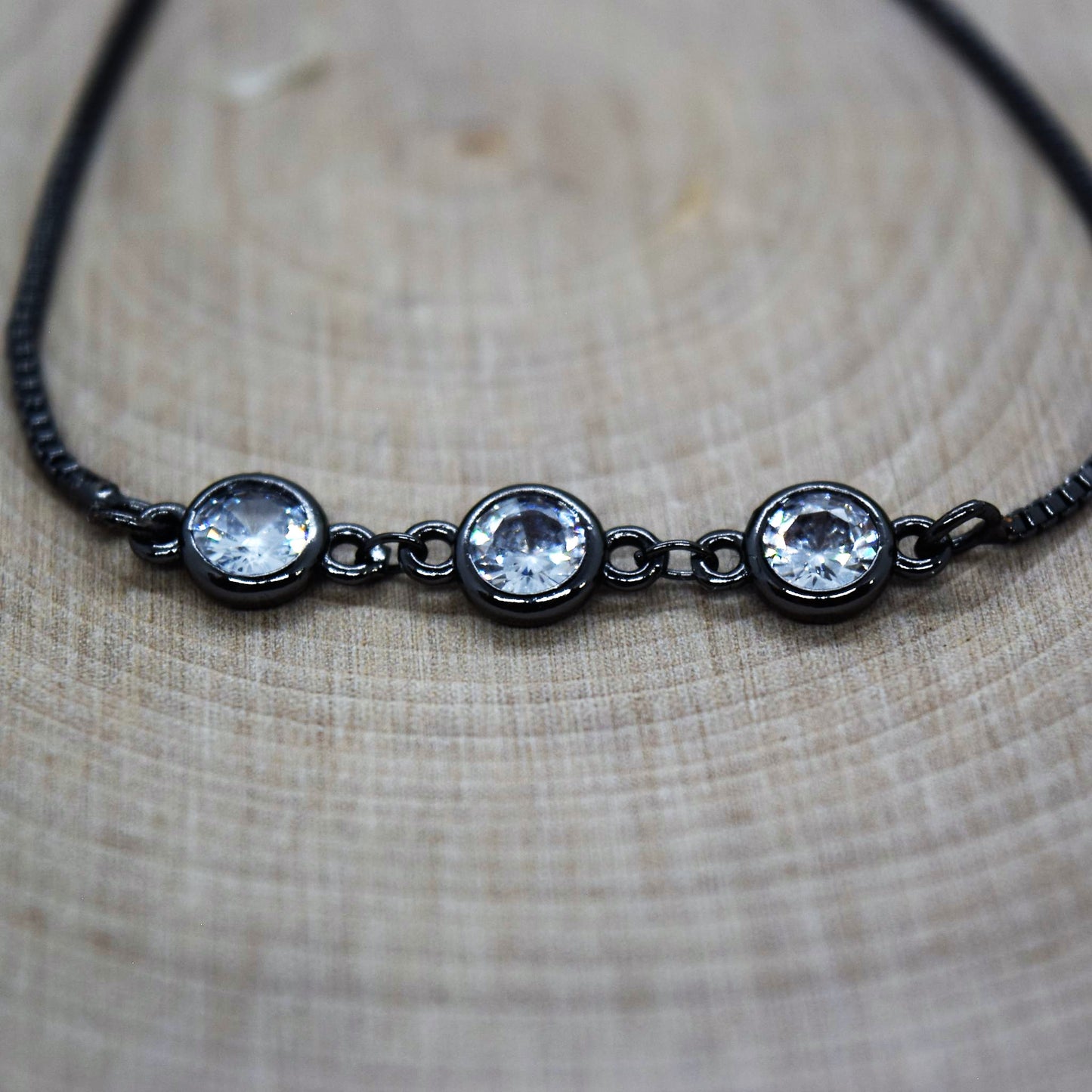 CARRIE ADJUSTABLE BRACELET