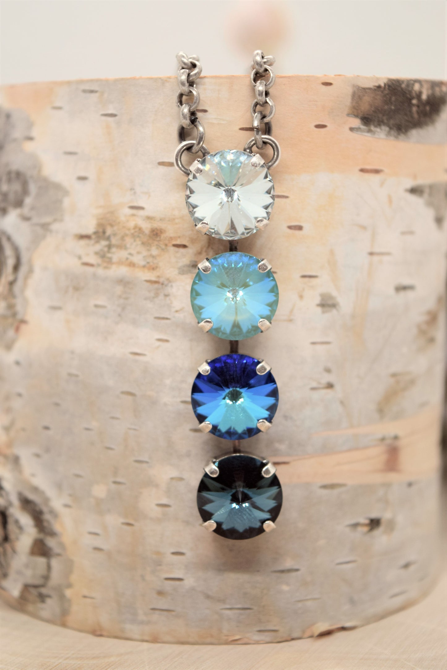 KAREN NECKLACE