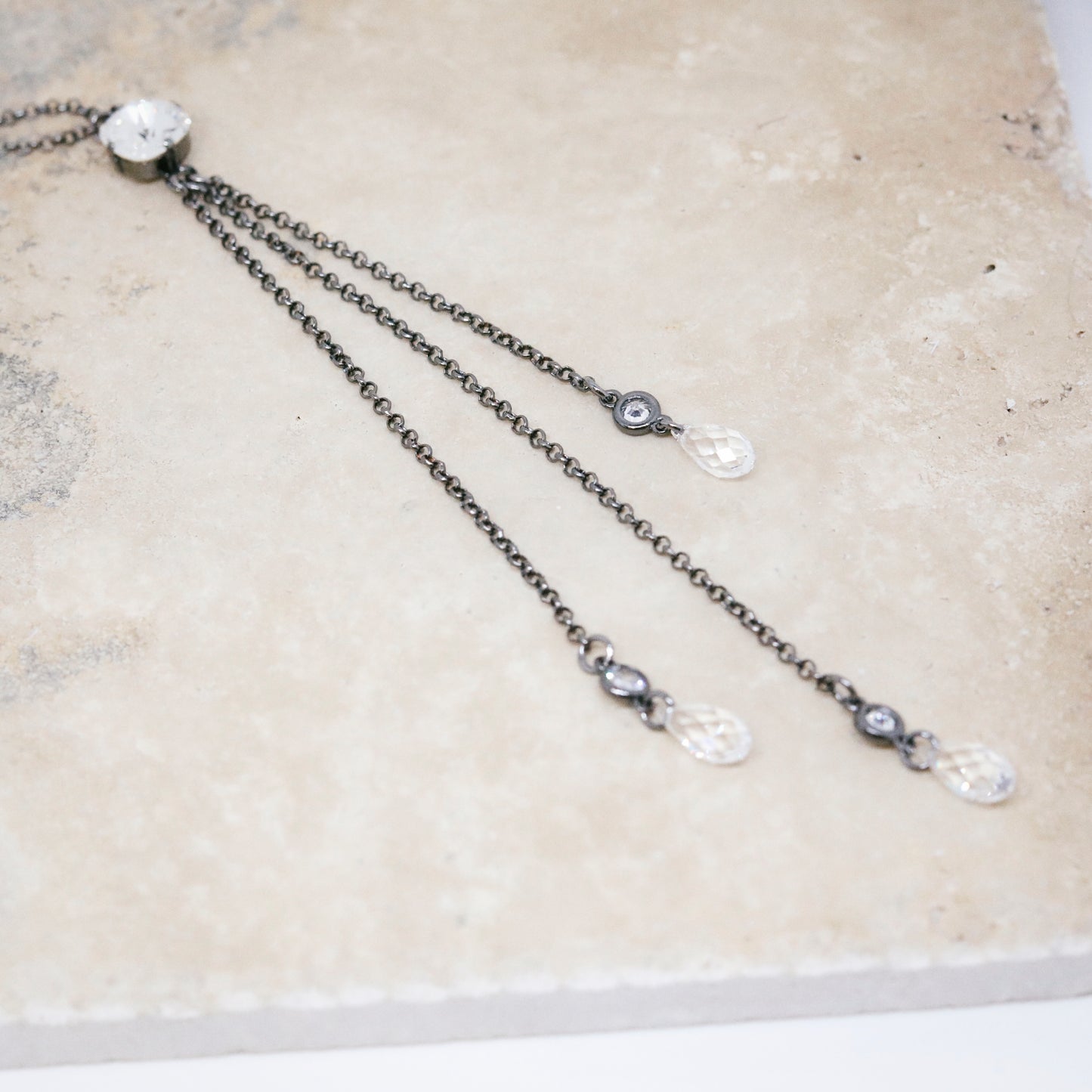 VERSAILLES NECKLACE