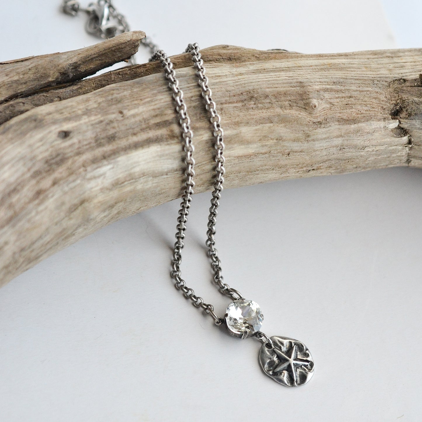 SEA STAR NECKLACE