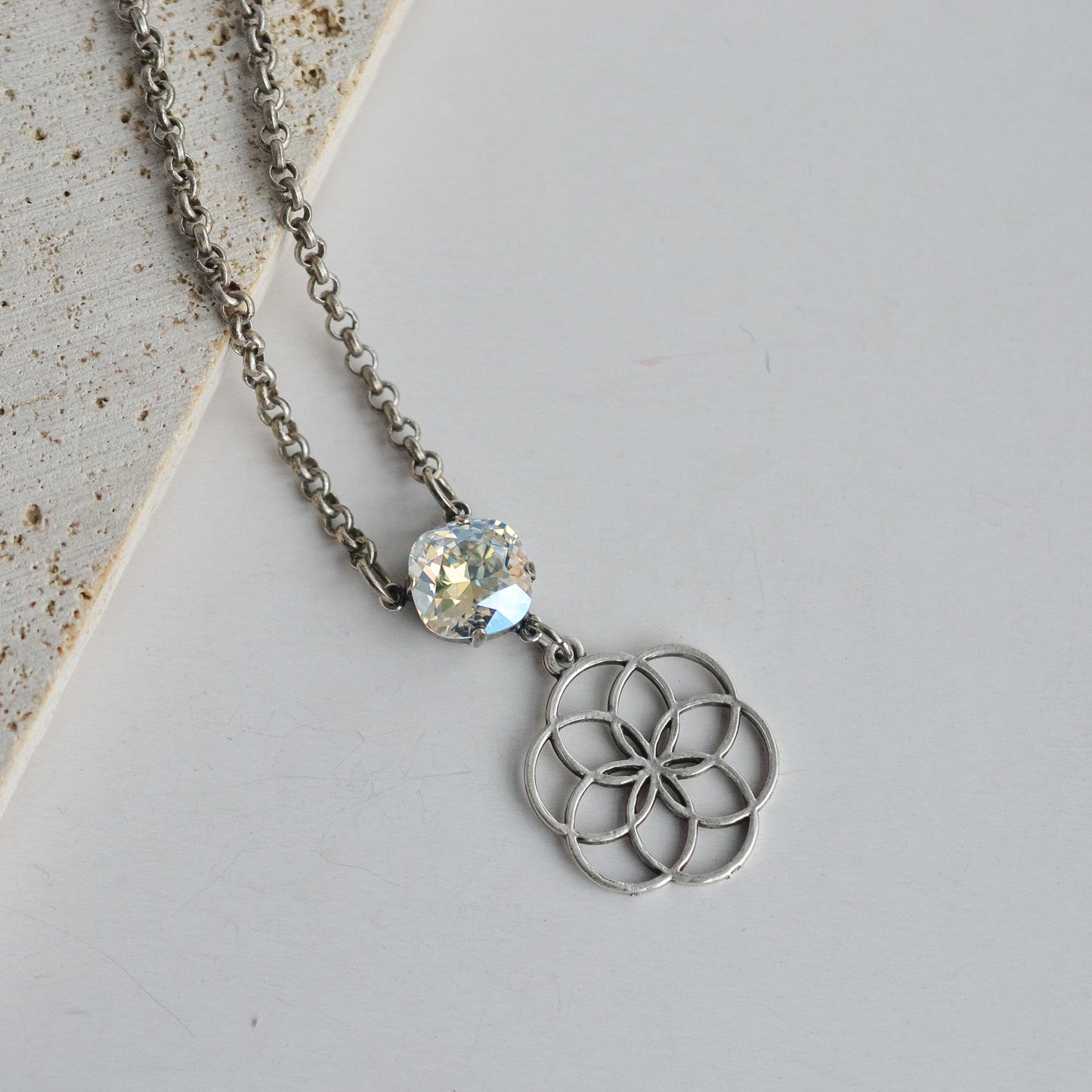 SYMMETRY NECKLACE