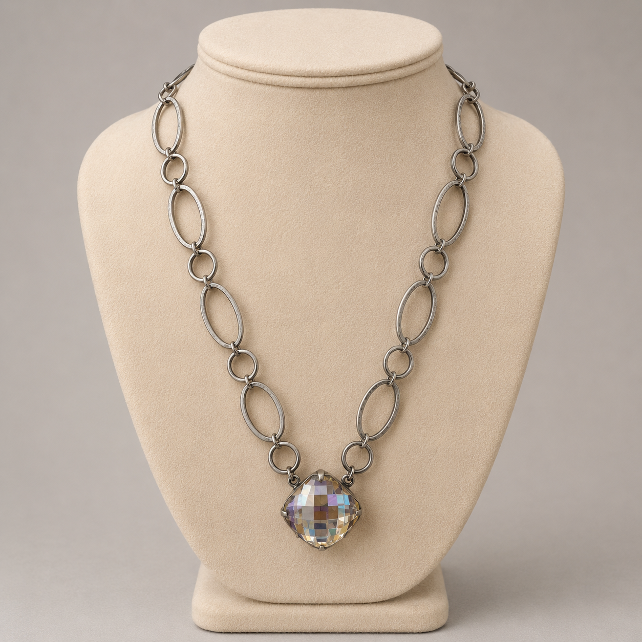 COMPLEXITY NECKLACE
