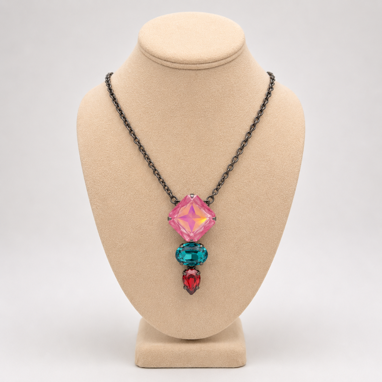 CALI NECKLACE