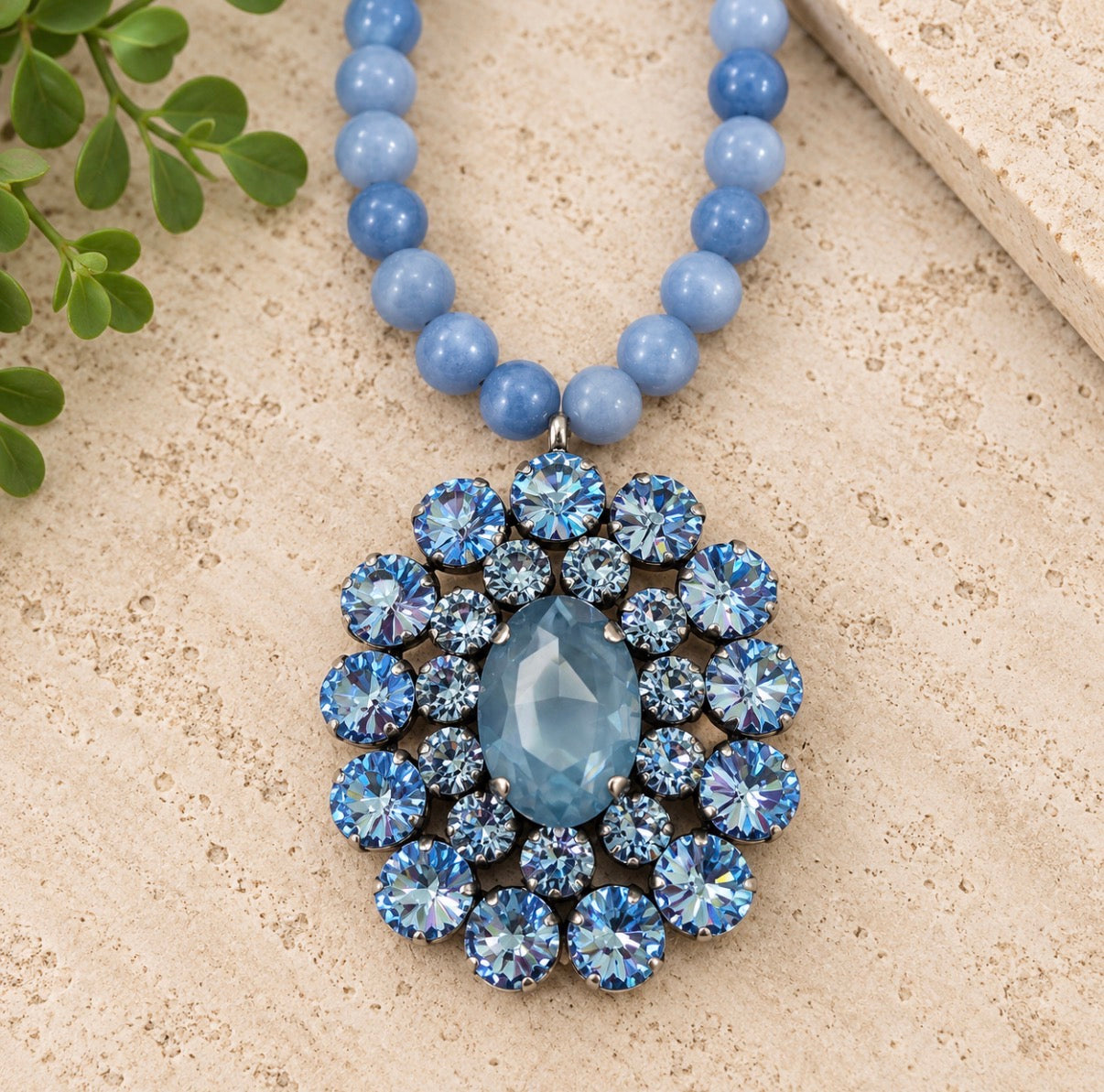 TROVE AGATE BEADED NECKLACE