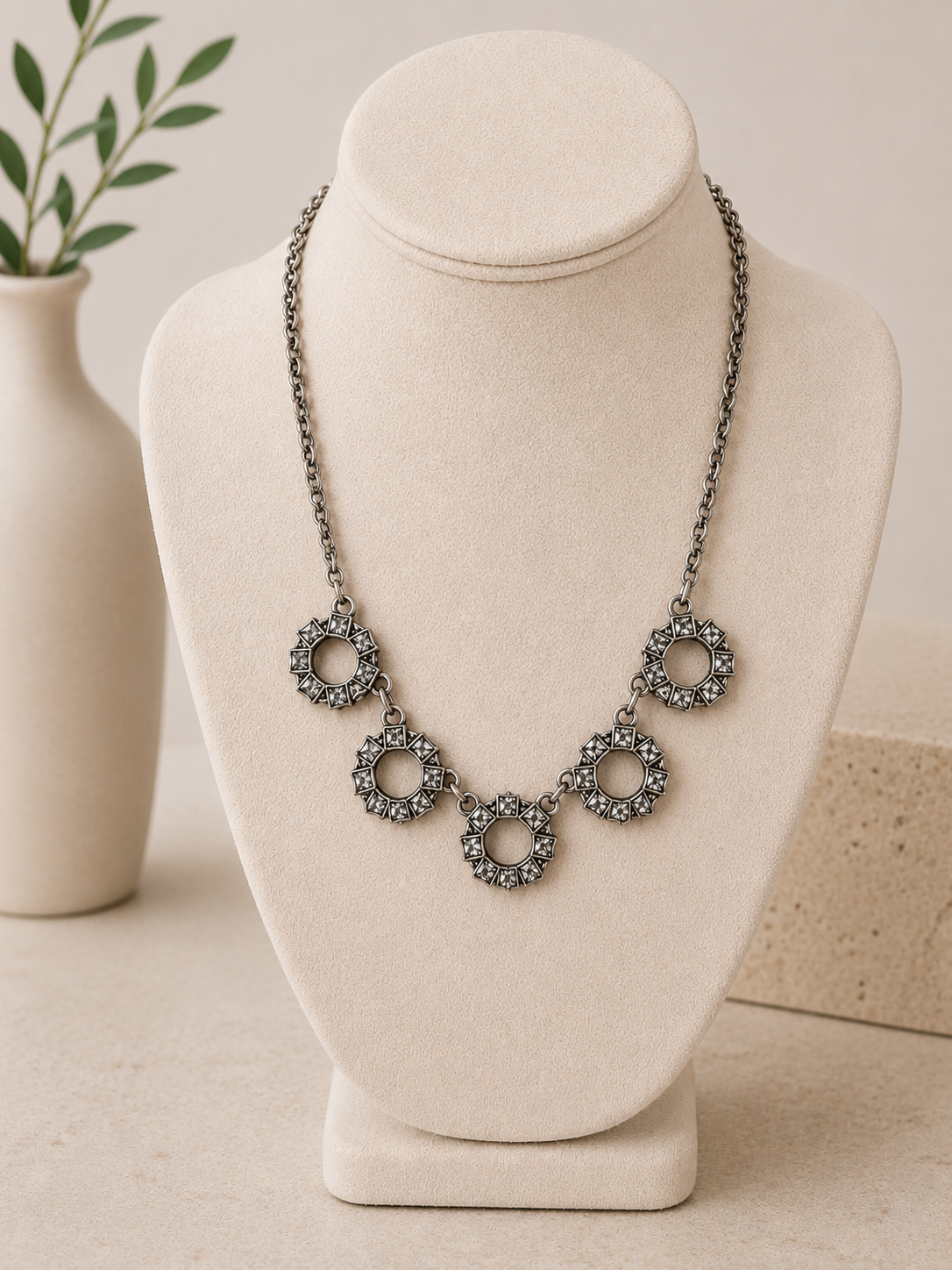 CYLA NECKLACE