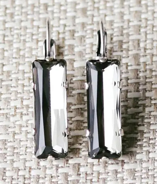 BETH EARRING