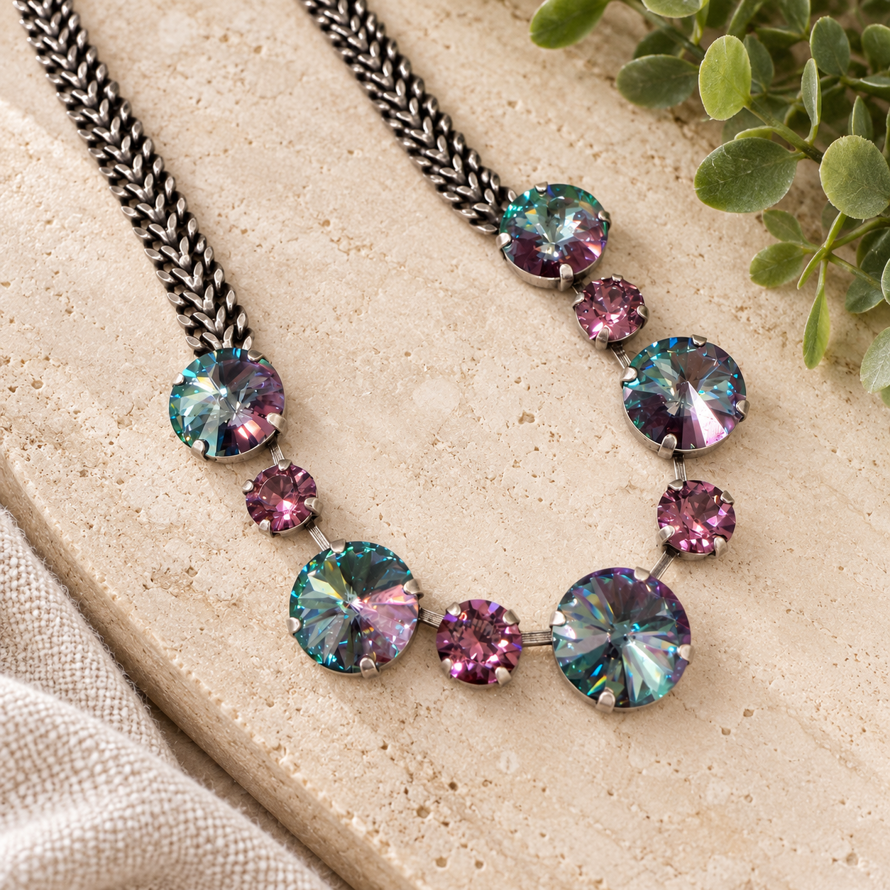 LOKA NECKLACE IRIS MIST