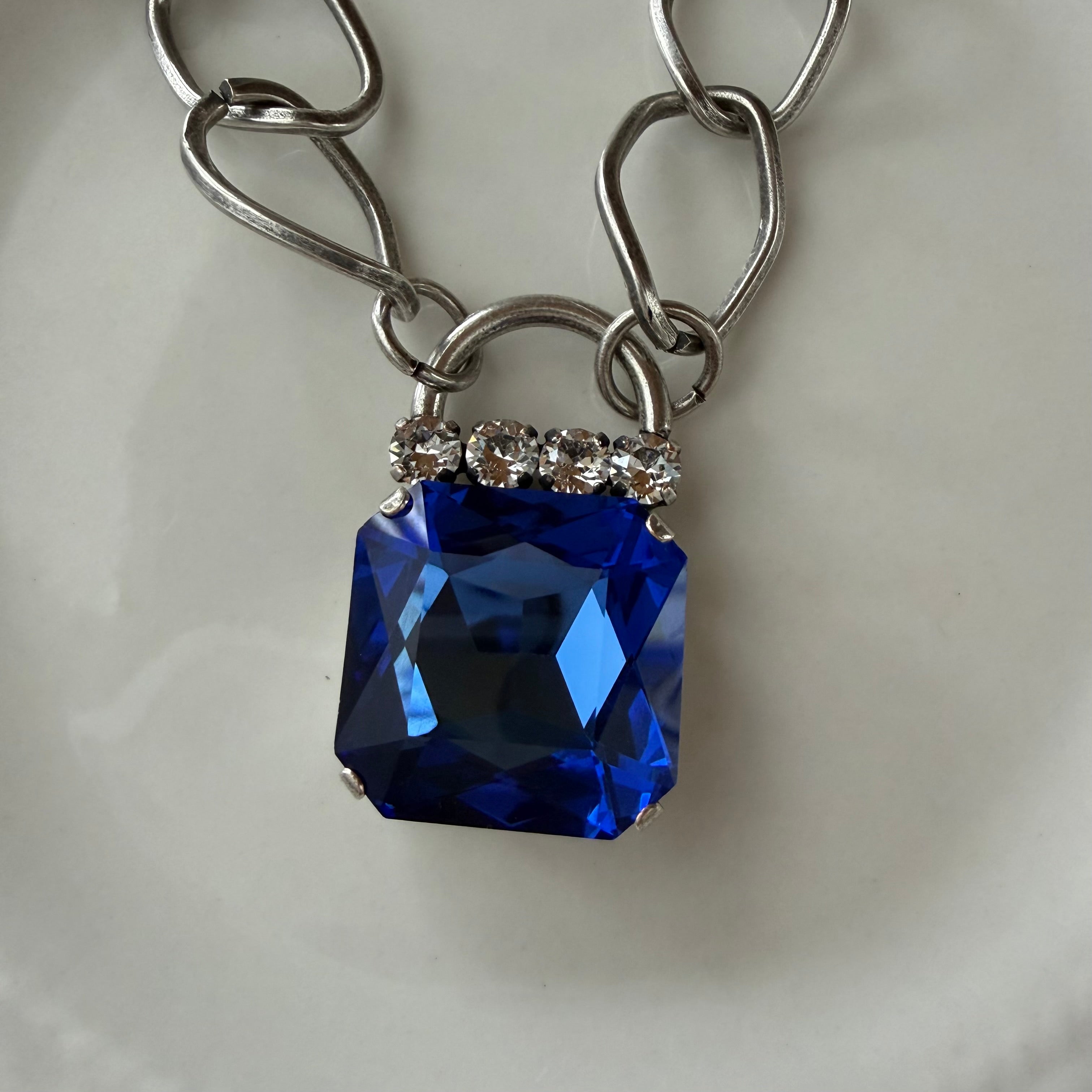 MARISSA LOCK NECKLACE