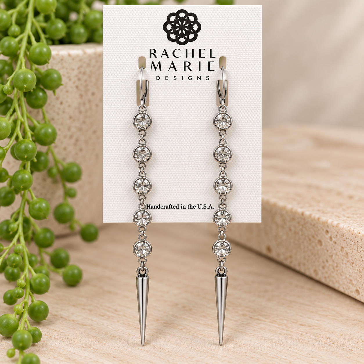 POINT PERFECT SILVER EARRING