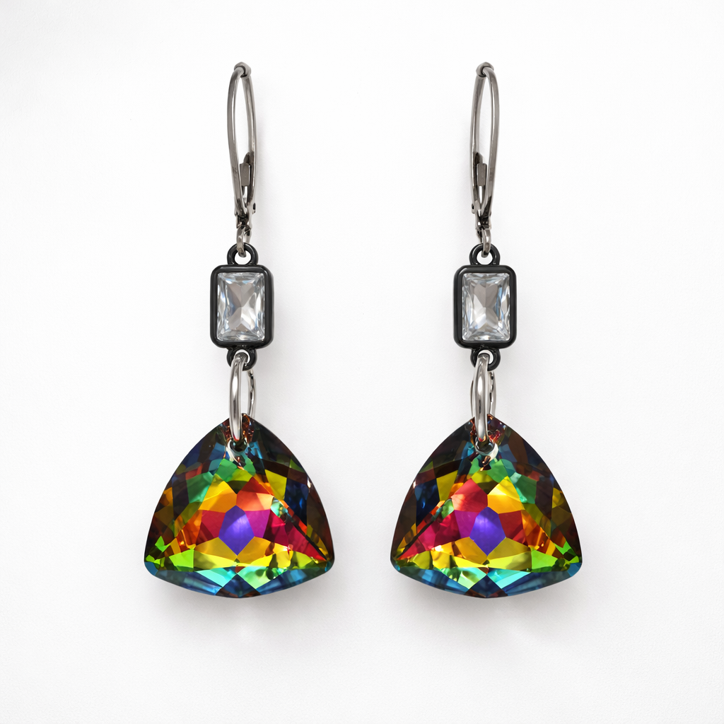 TRIANGULARITY EARRING
