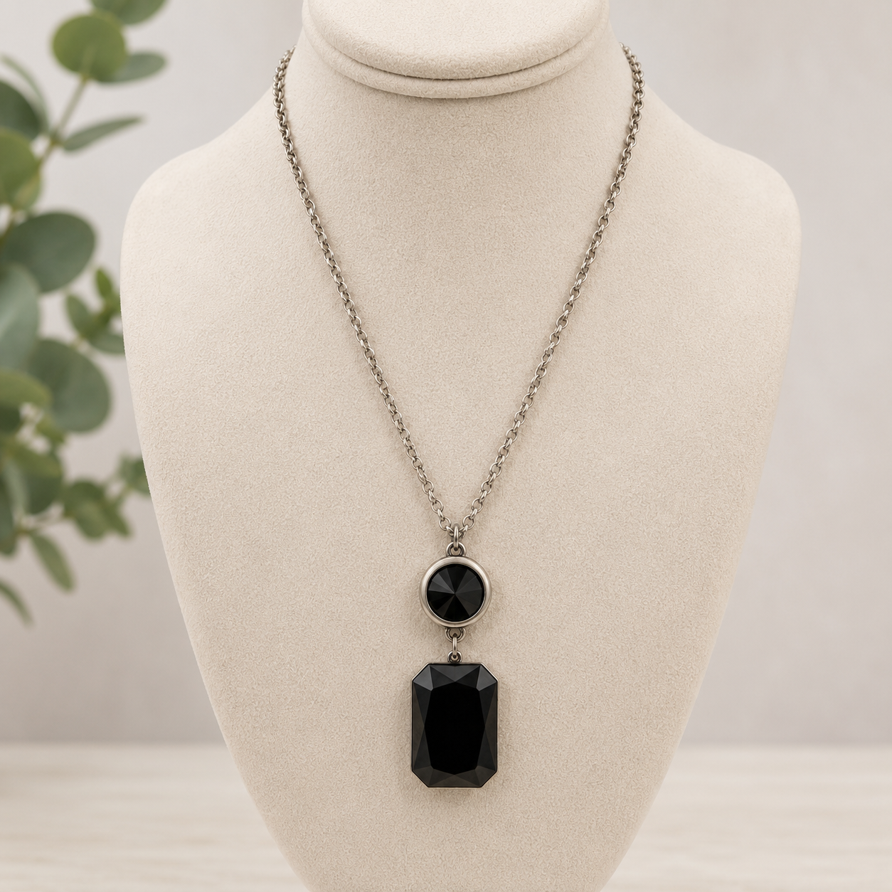 HIRA NECKLACE