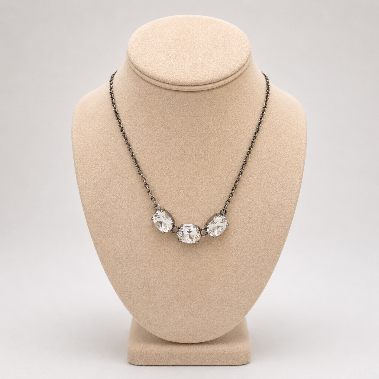 OSA NECKLACE