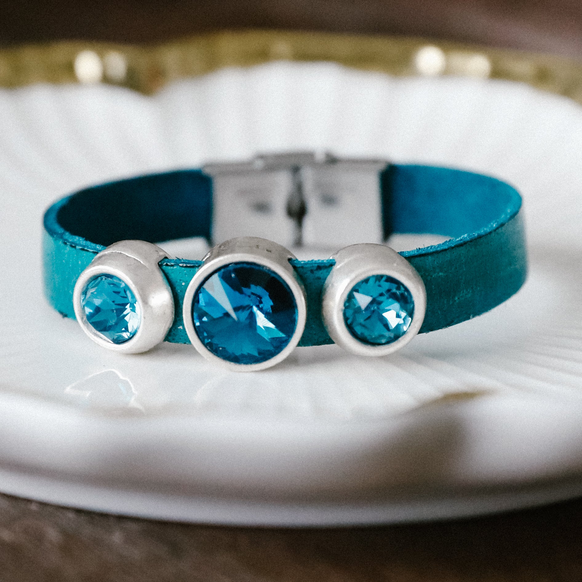 CECE LEATHER BRACELET