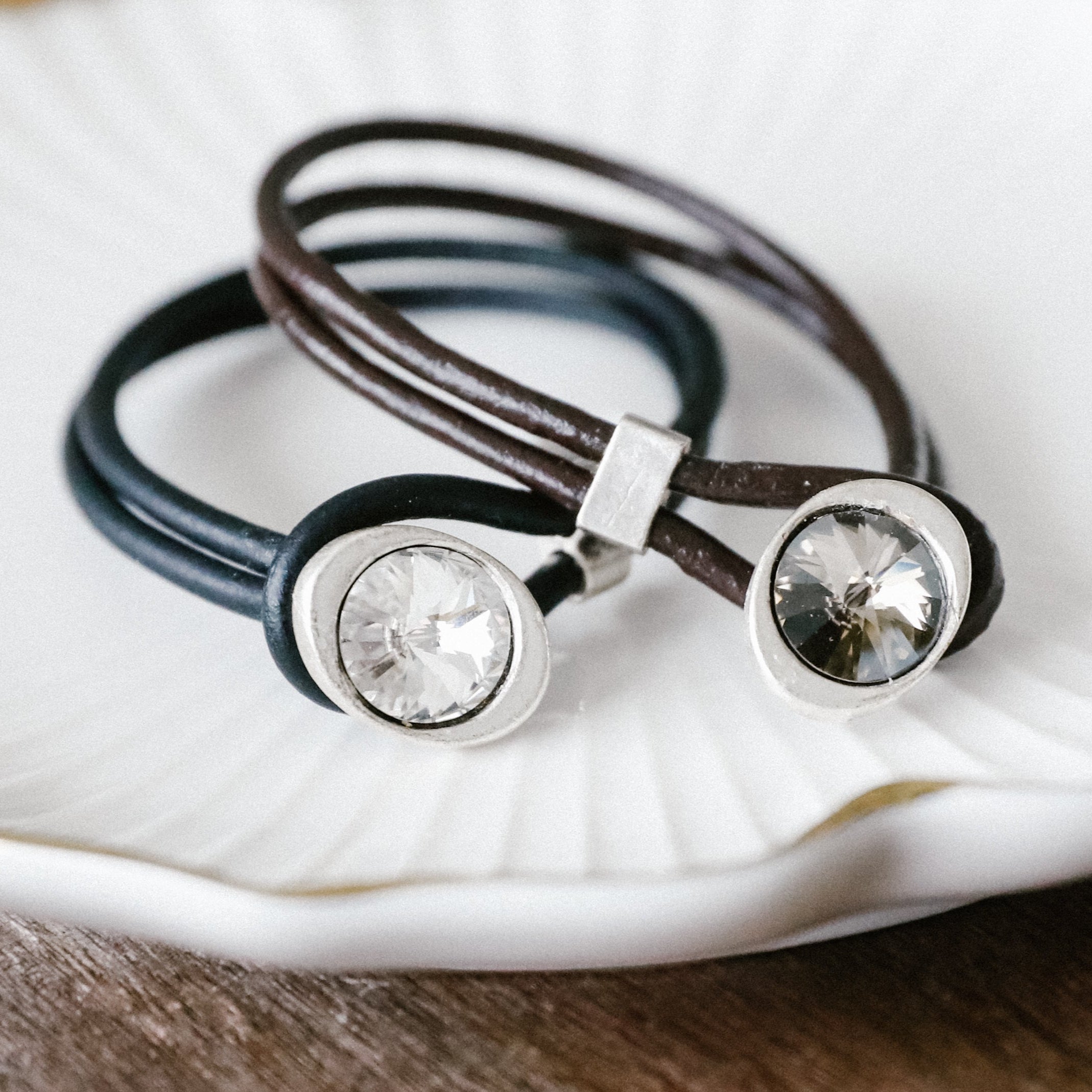 DANA LEATHER BRACELET