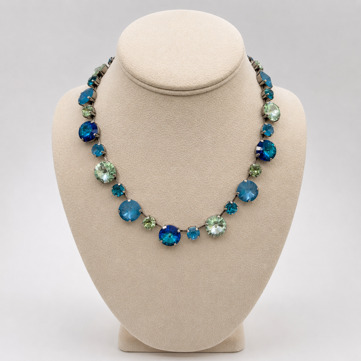 BEATRICE NECKLACE TEALISH