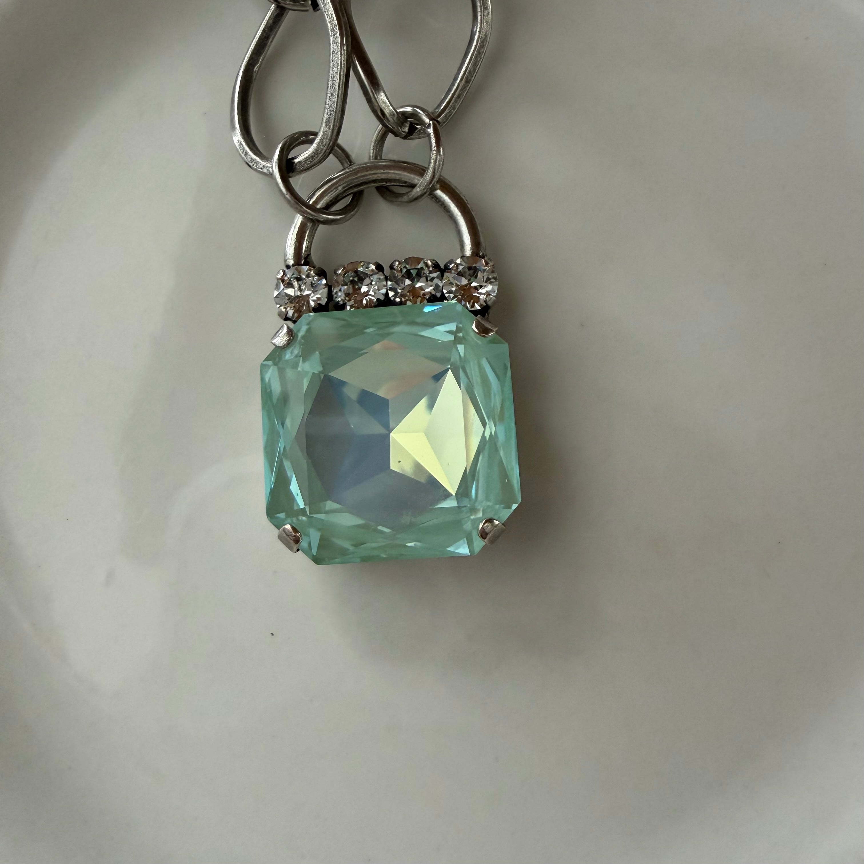 MARISSA LOCK NECKLACE