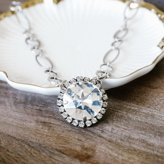HEPBURN NECKLACE