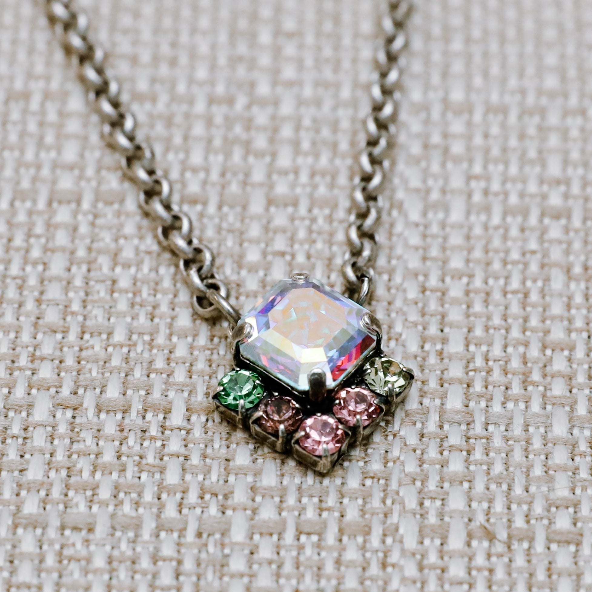 INVERNESS IMPERIAL NECKLACE