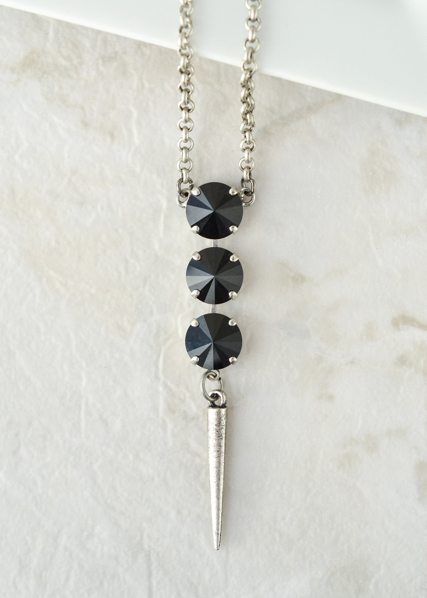 KAREN SPIKE NECKLACE