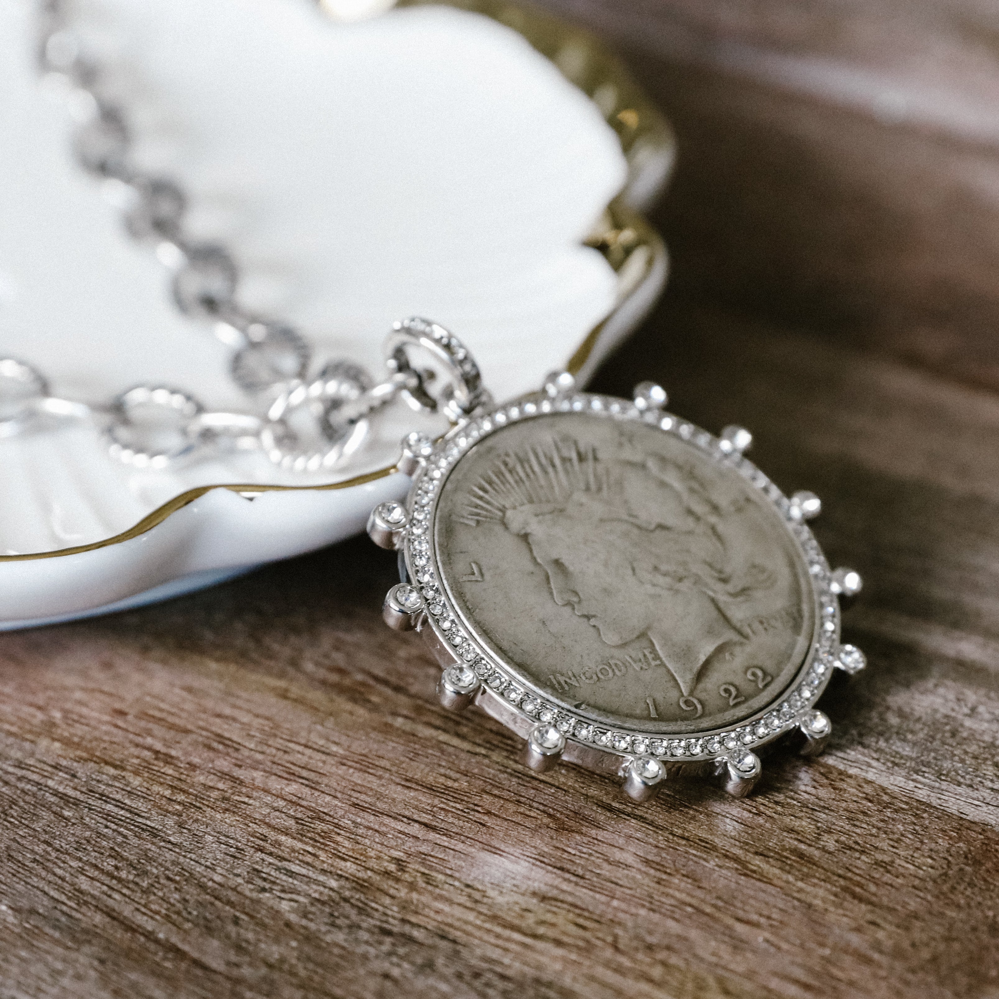 LIBERTY SHINE NECKLACE