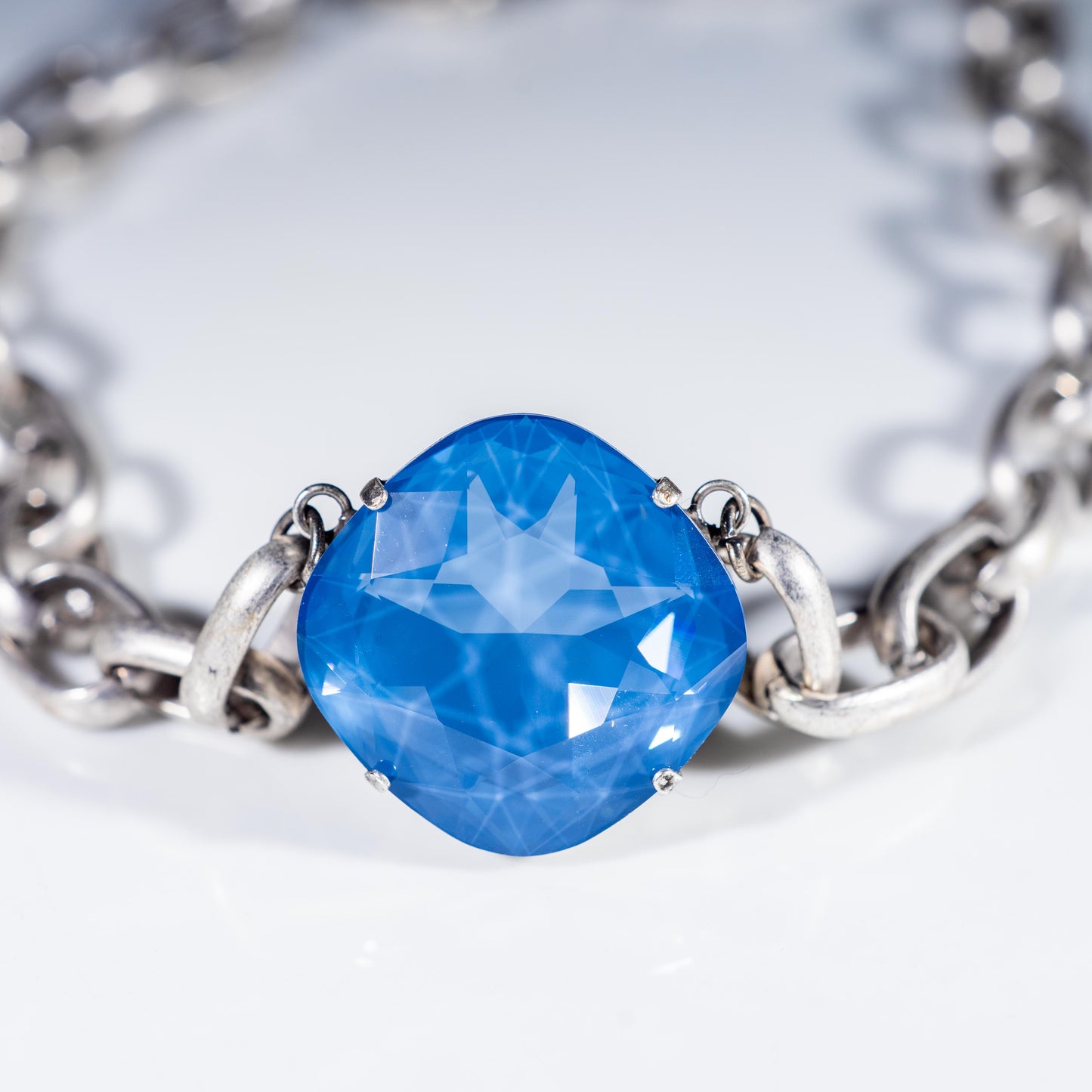 NEWPORT NECKLACE