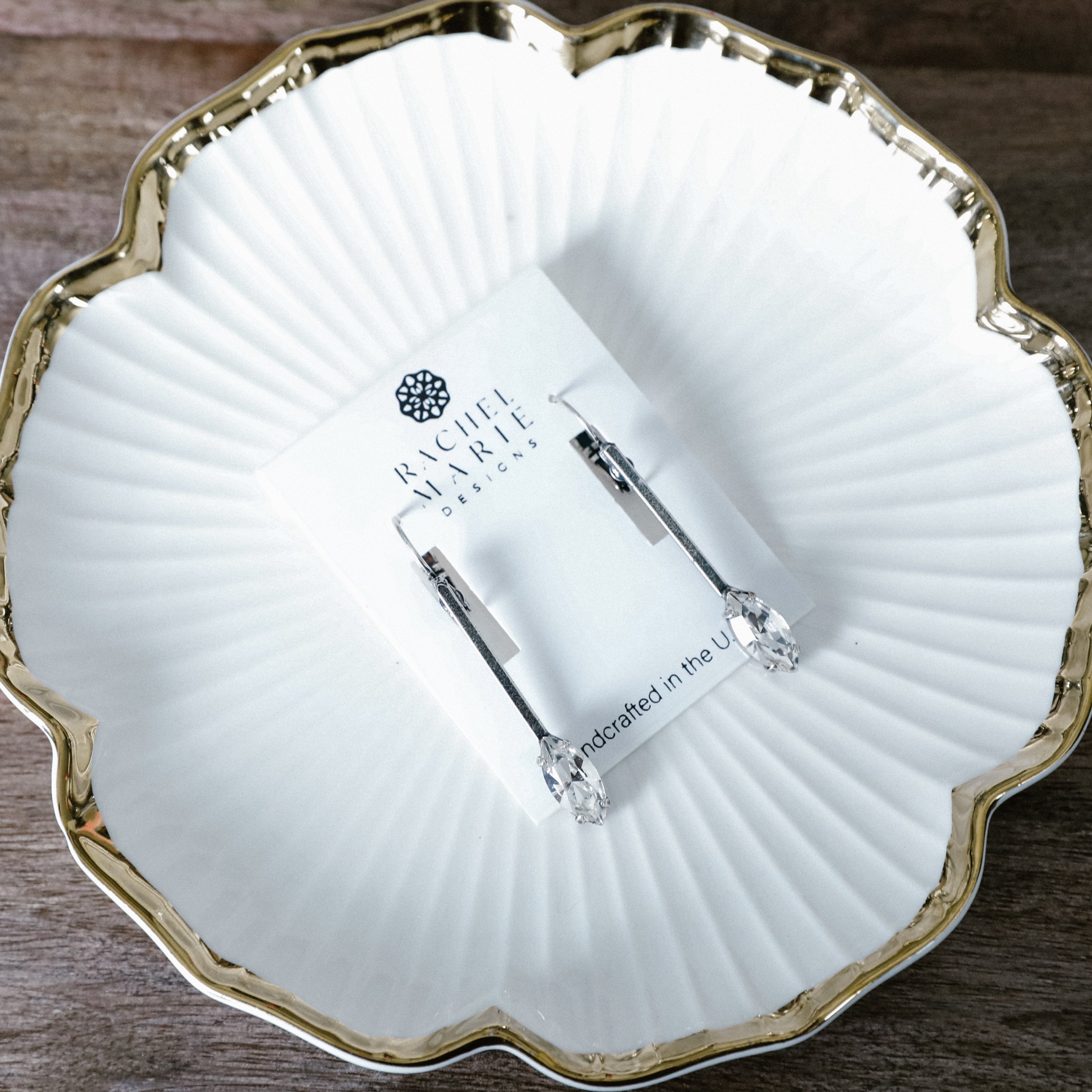 NELL LONG BAR EARRING