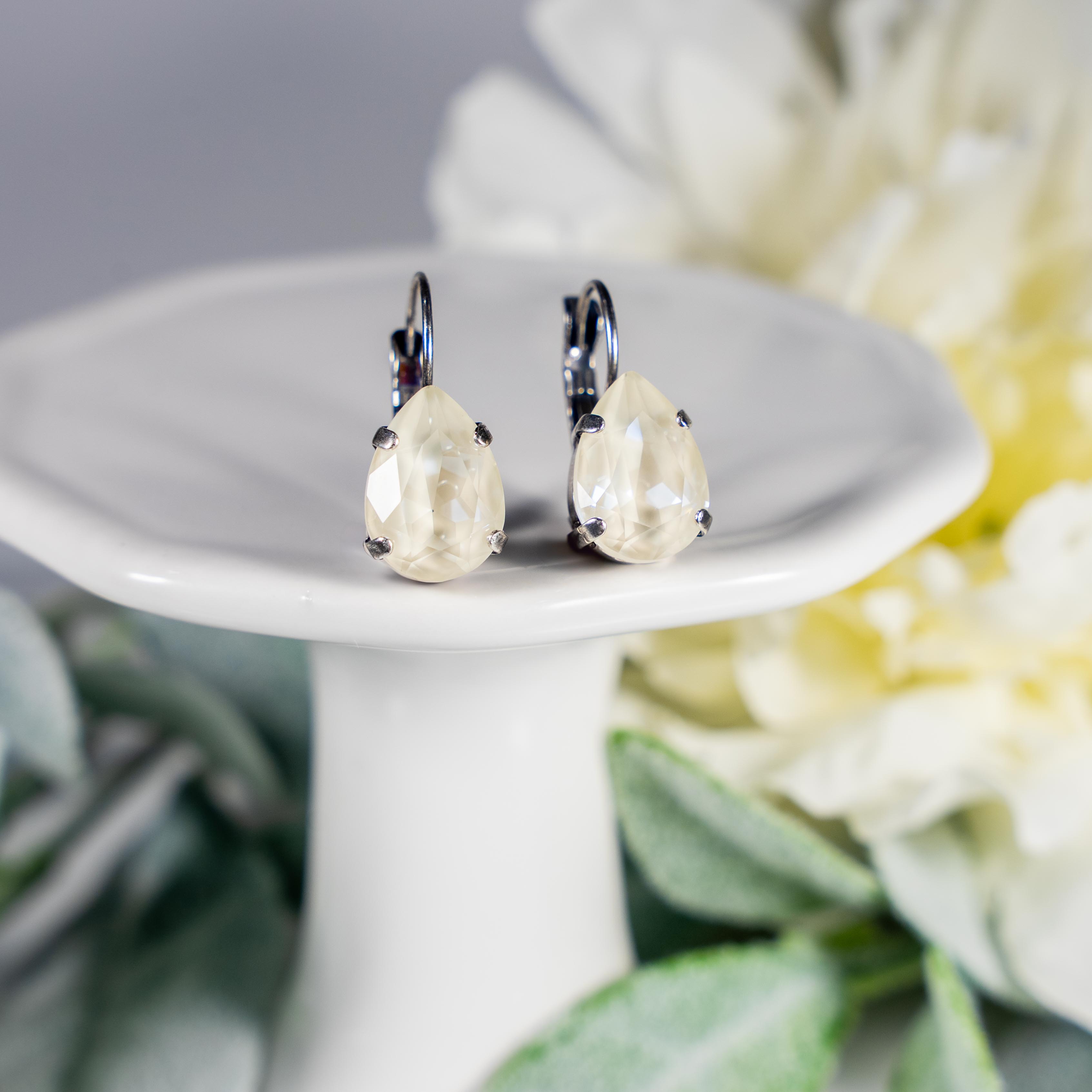 PRISCILLA PEARSHAPE TEARDROP EARRING