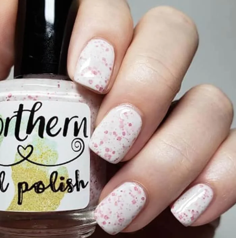 NAIL POLISH