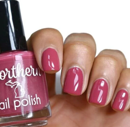 NAIL POLISH
